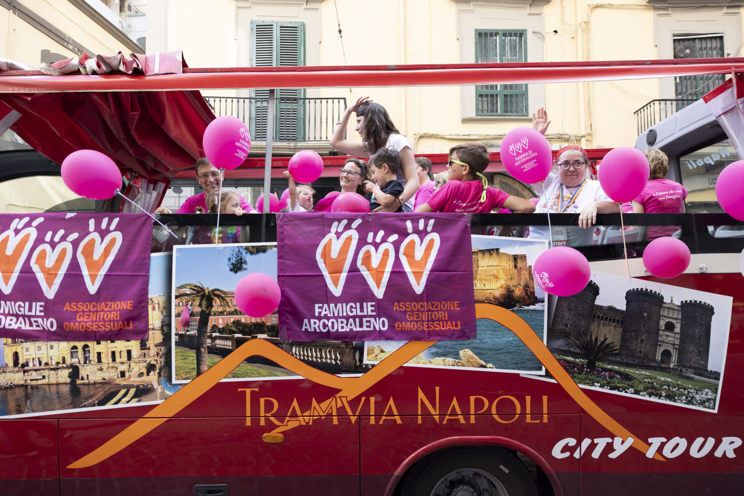 La corte d’Appello di Milano: “La madre è solo quella biologica, ma intervenga la politica”.