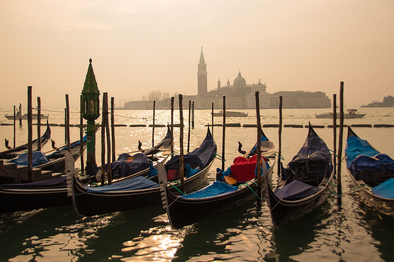 insulti omofobi venezia